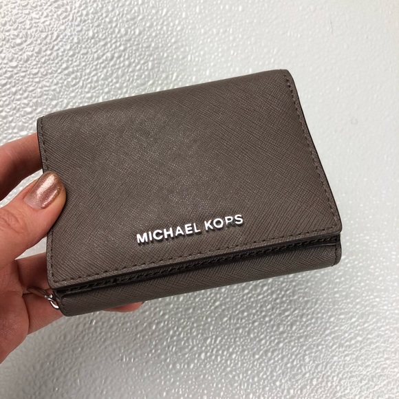 MICHAEL Michael Kors Handbags - Michael Kors cross grain leather wallet